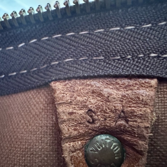Vintage Louis Vuitton Speedy 30 Brown Monogram Handbag - Picture 10 of 11